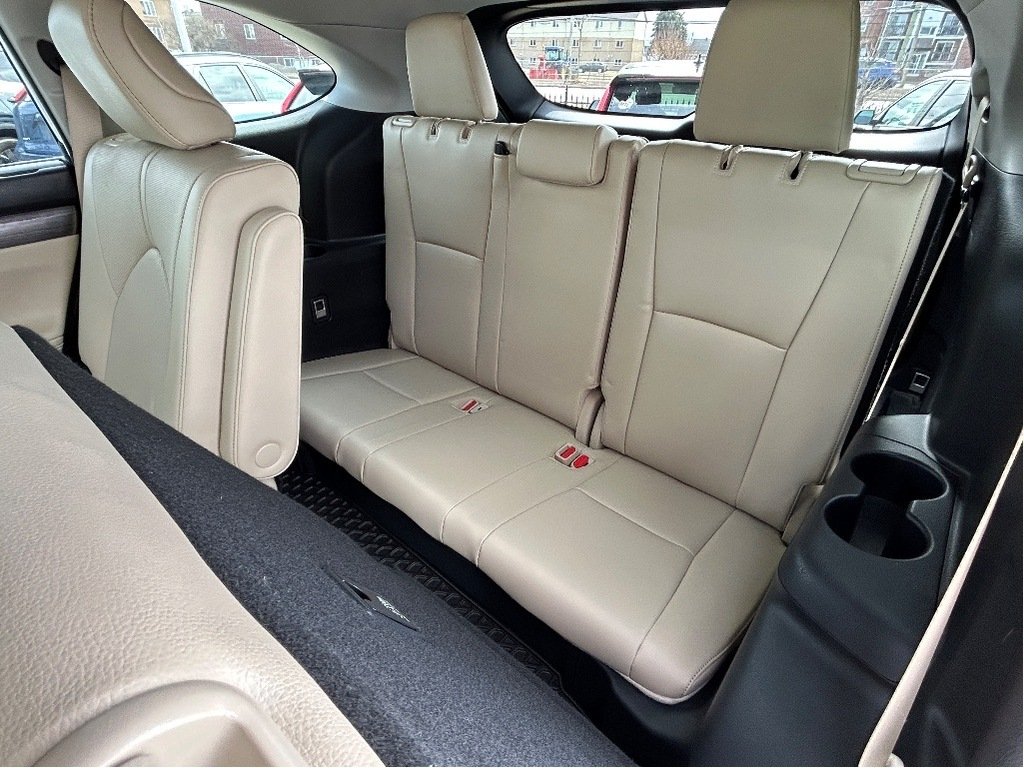2023 Toyota Highlander White Gatineau - photo #18
