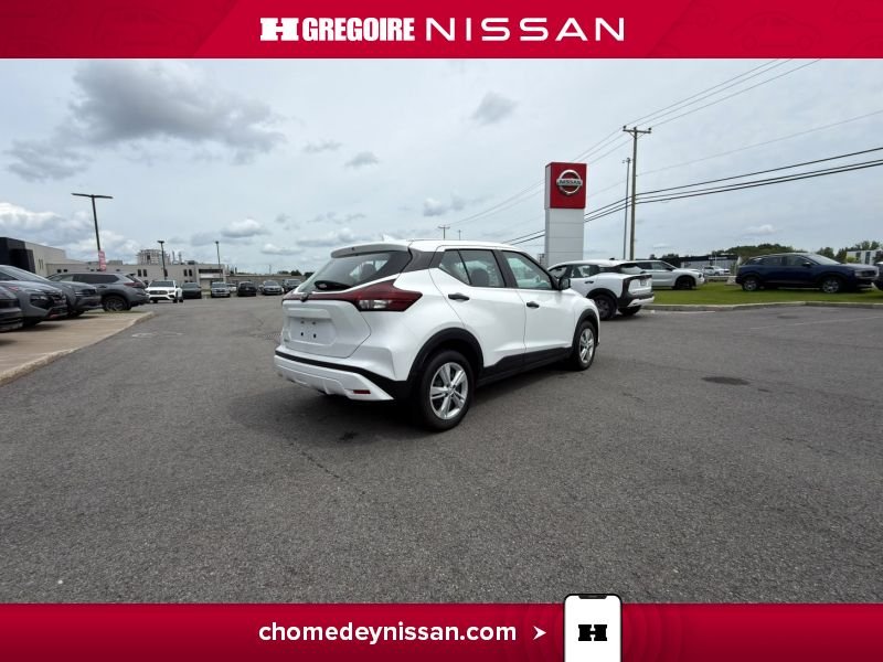 2024 Nissan Kicks White Laval - photo #10