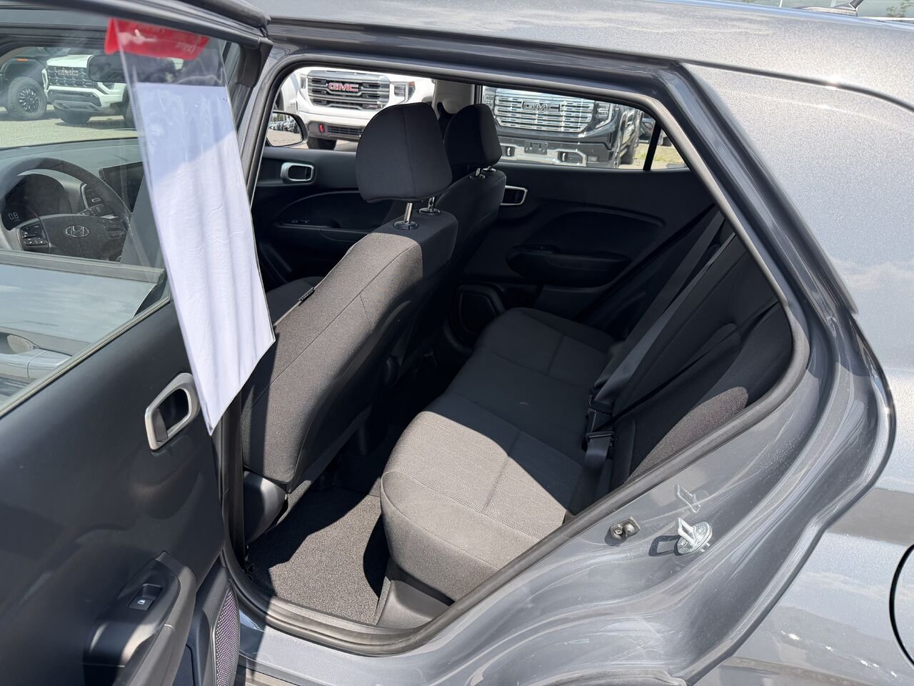 2023 HYUNDAI VENUE SE Essential IVT Ottawa & Gatineau - photo #9