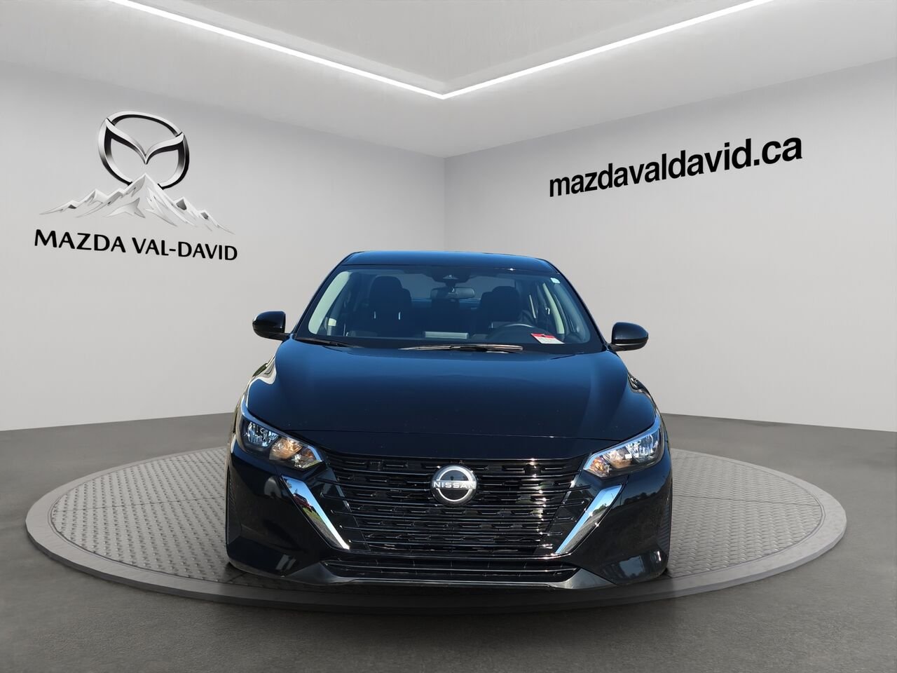 Nissan Sentra S Plus CVT, caméra de recul, commande audio au volant, Apple Carplay 2024 Noir Val-David - photo #2