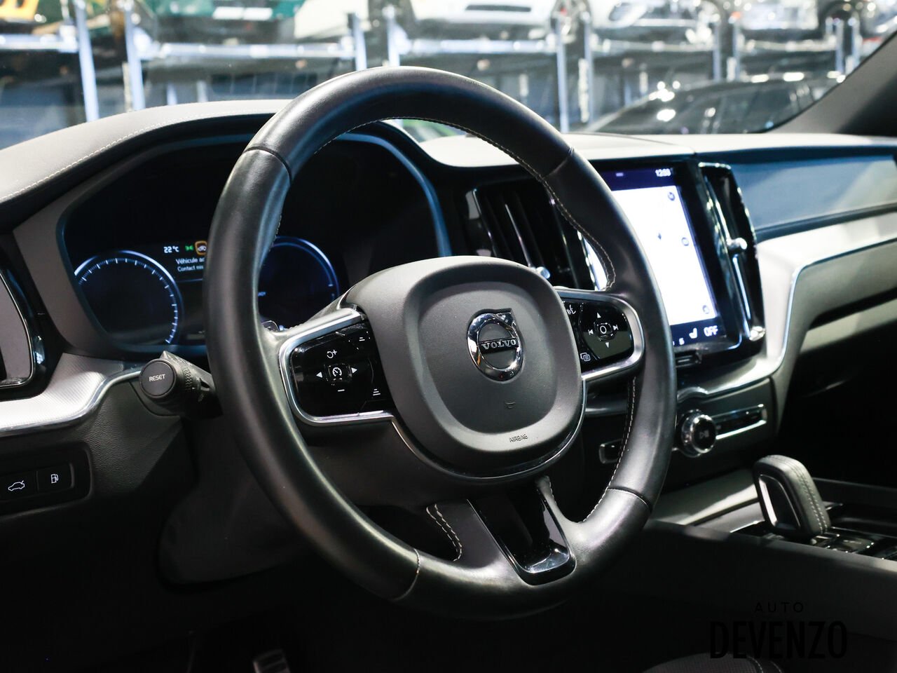 2020 Volvo XC60 Grey Saint-Eustache - photo #14