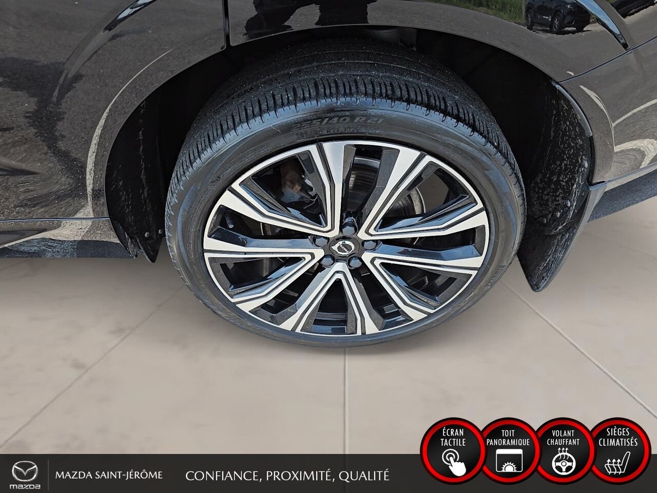 Volvo XC60 Recharge T8 R-Design hybride rechargeable | POLESTAR | TOIT PANORAMIQUE | AWD | CUIR | 2022 Noir Saint-Jérôme - photo #11