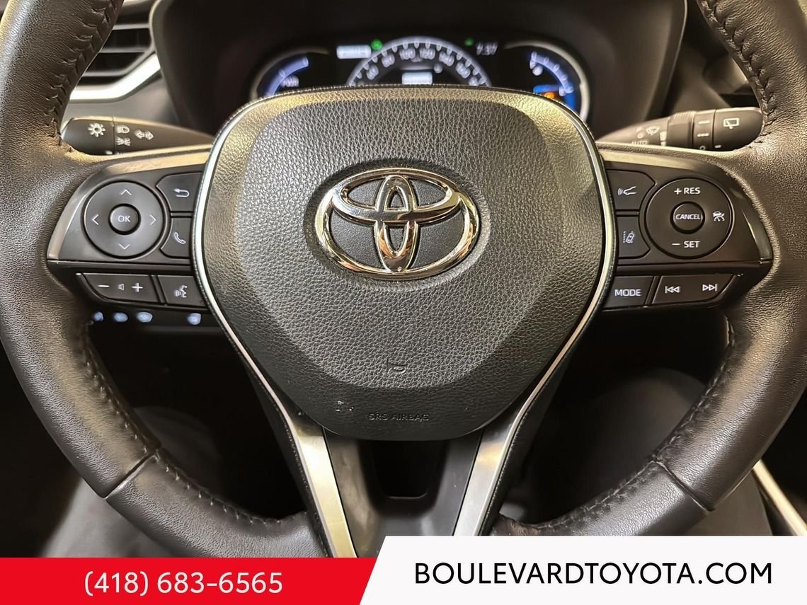 Toyota RAV4 Hybride 99232A-83 | XLE, AWD 2023 Gris Québec - photo #16