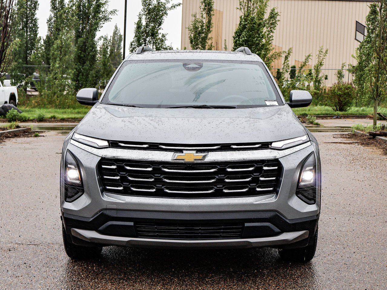 2026 Chevrolet Equinox AWD 4dr LT w/2LT Grey Sherwood Park - photo #2