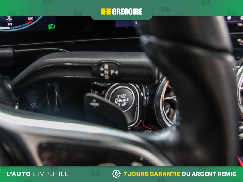 2023 Mercedes Benz GLA250 Black Saint-Eustache - photo #18