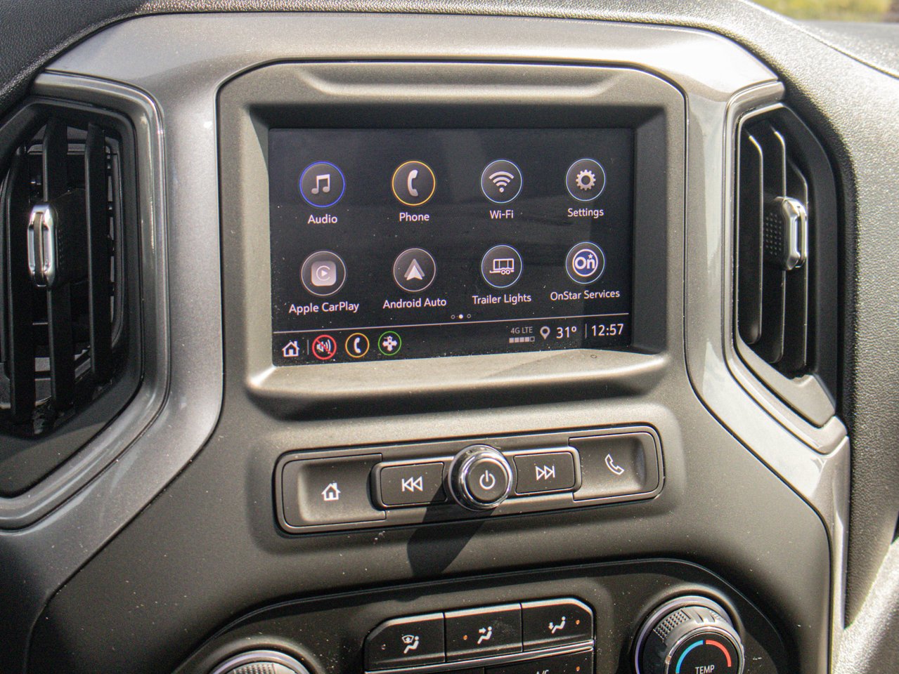 2025 Chevrolet Silverado 2500HD 4WD Crew Cab 159 Custom White Sherwood Park - photo #24