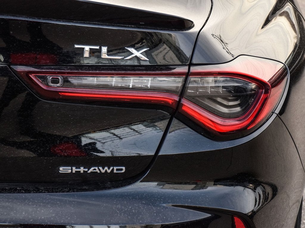 2023 Acura TLX Majestic Black Pearl Etobicoke - photo #4