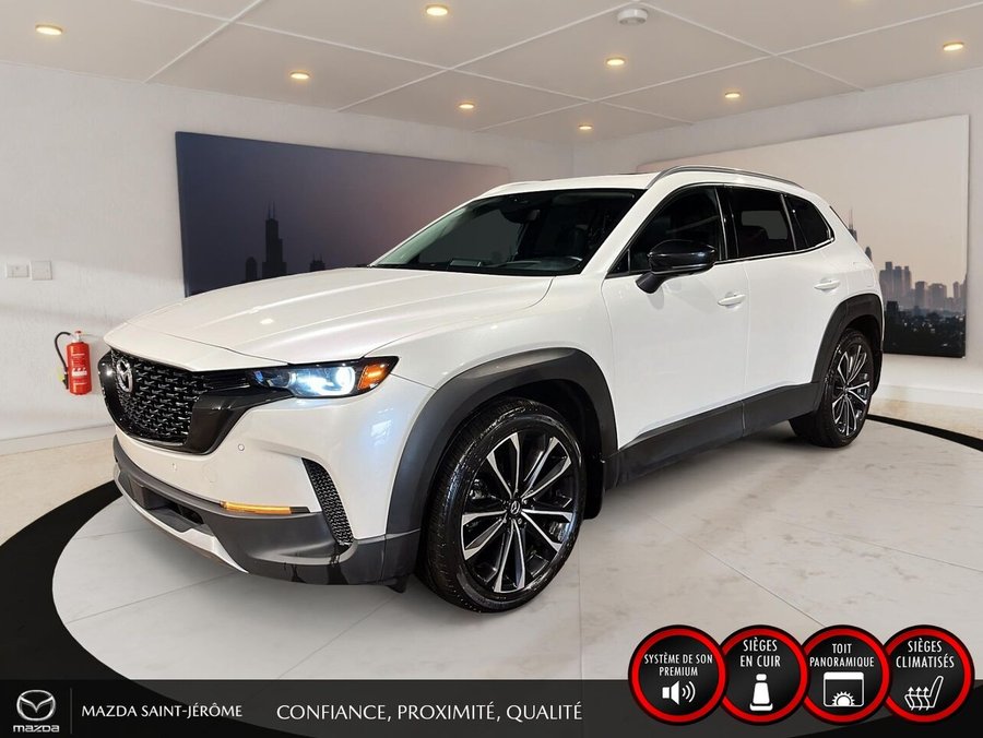 Mazda CX-50 GT avec moteur turbo | TOIT PANORAMIQUE | ENSEMBLE DE REMORQUAGE | CUIR | AWD 2023 Blanc