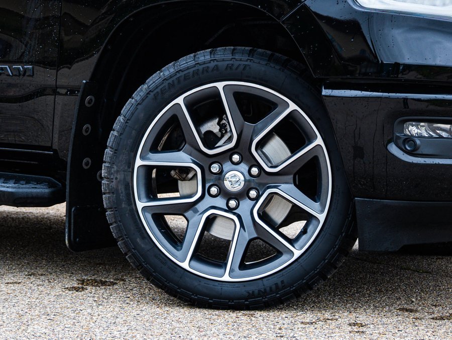 2021 Ram 1500 2021 Black