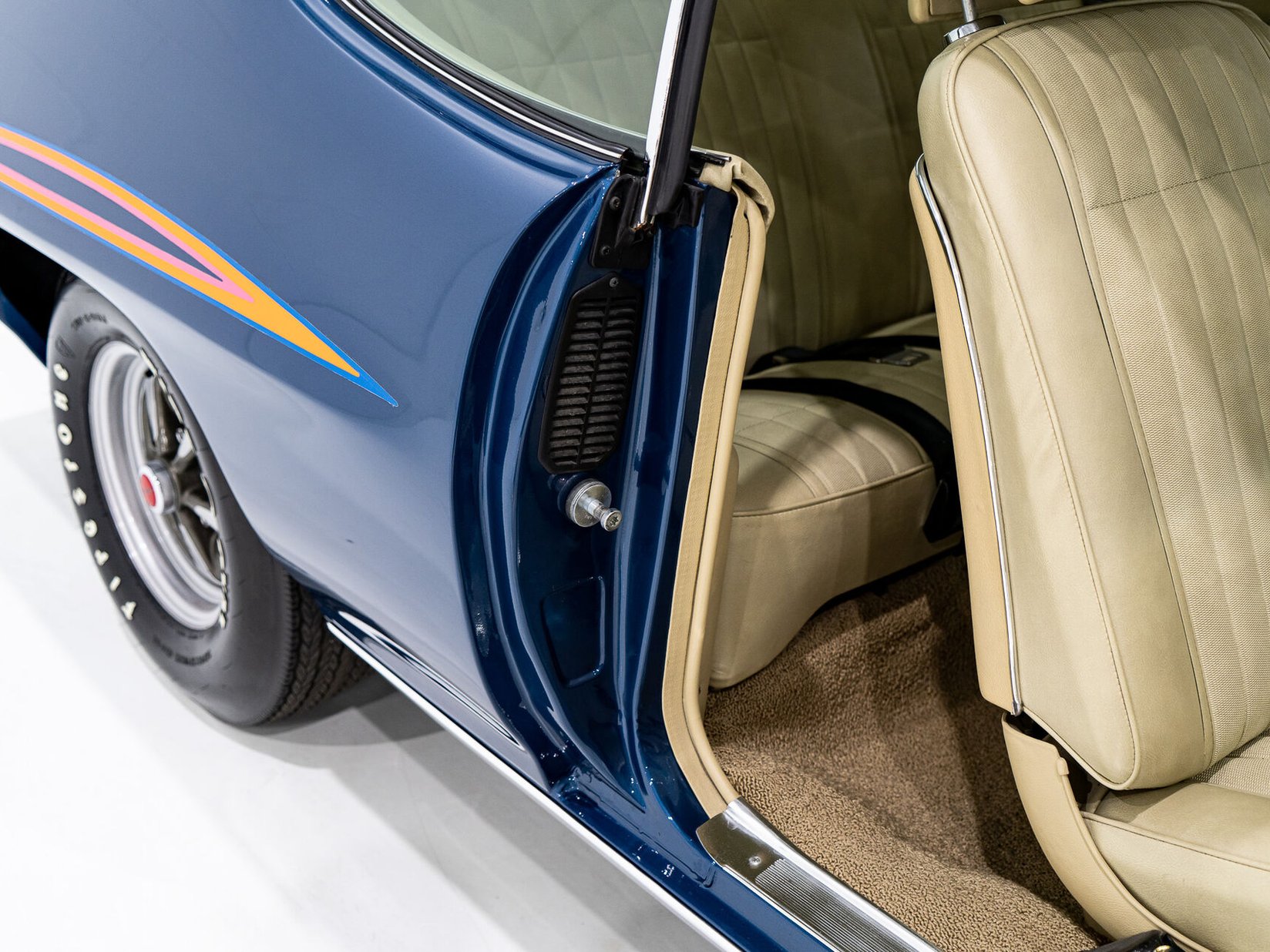 1970 Pontiac GTO The Judge Matching# Ram Air III 4-speed **PRIX EN USD** Blue Montreal - photo #81