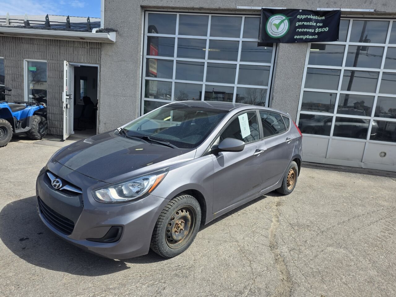 2013 Hyundai Accent Black  - photo #1
