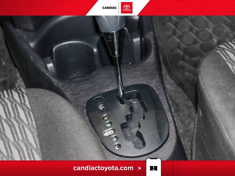 2014 Toyota Yaris Green Blainville - photo #16