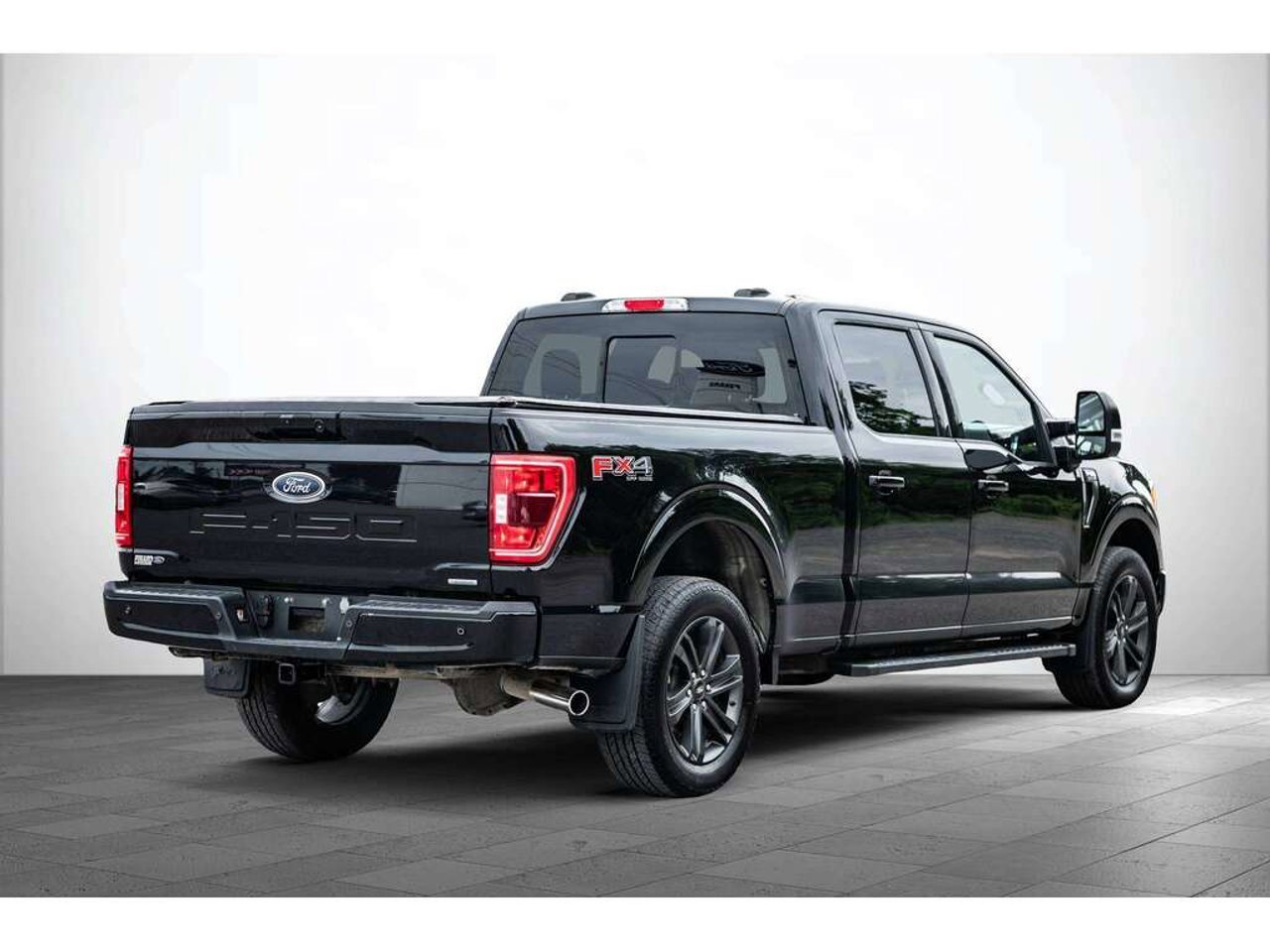 2023 Ford F-150 Black Sainte-Julienne - photo #5