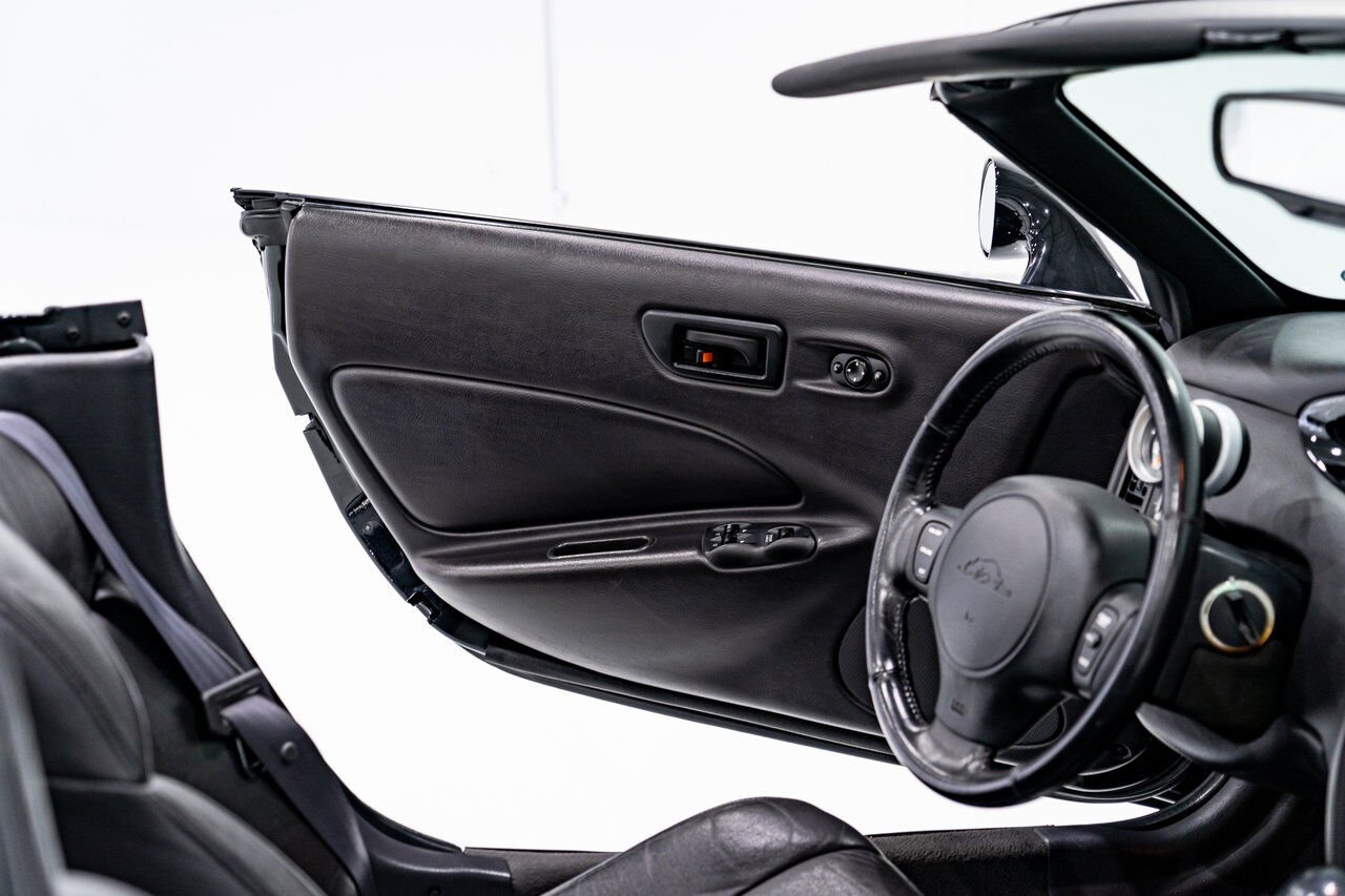 1999 Plymouth Prowler Desirable Black Colour with only 7,611KM (4756mi) from new **PRICE IN USD** Black Montreal - photo #9