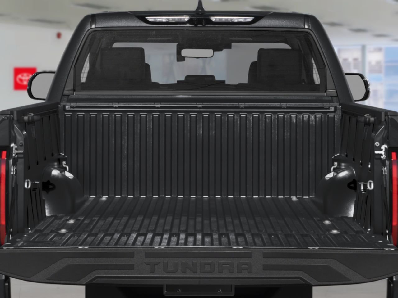 Toyota Tundra 2026 Noir minuit métallisé Saint-Eustache - photo #8