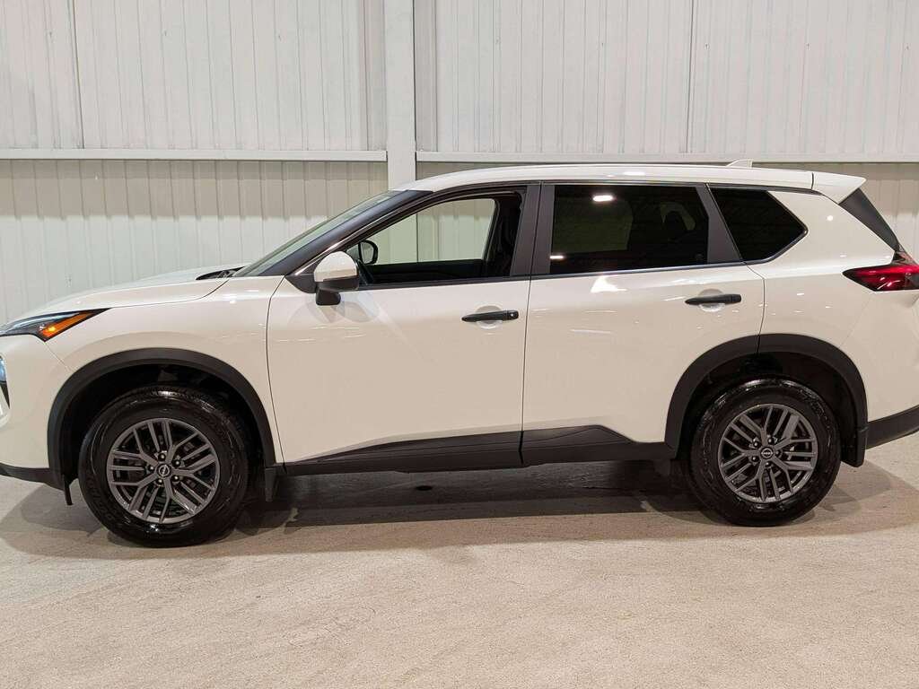 Nissan Rogue 2024 Blanc Val-David - photo #2