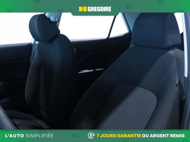 Hyundai Venue 821097 | Essential AUTO AC GR ELEC CAM RECULE BLUETOOTH 2022 Blanc Laval - photo #15