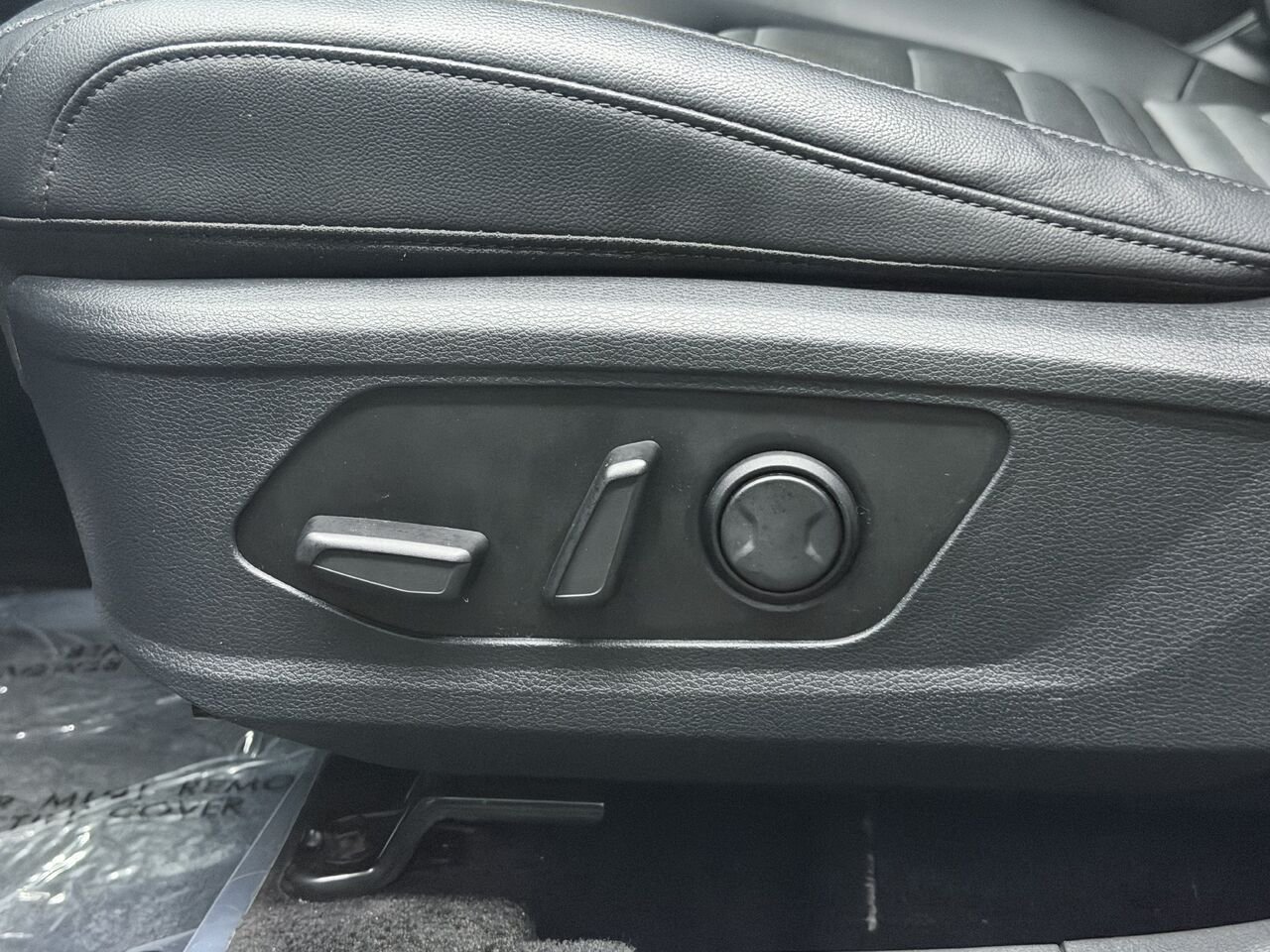 2024 Kia Sportage Grey Blainville - photo #19
