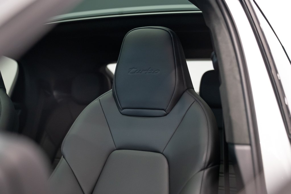 Porsche Cayenne Turbo E-Hybrid Coupe AWD 2024 Blanc Kirkland - photo #20