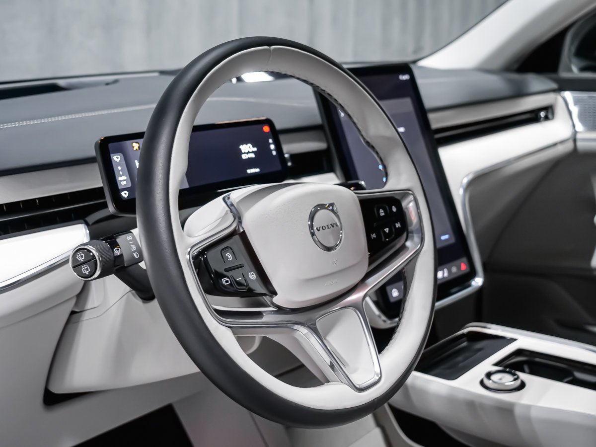 2025 Volvo EX90 ULTRA MAGS 22PO BOWER WIKINS Grey Montreal - photo #13