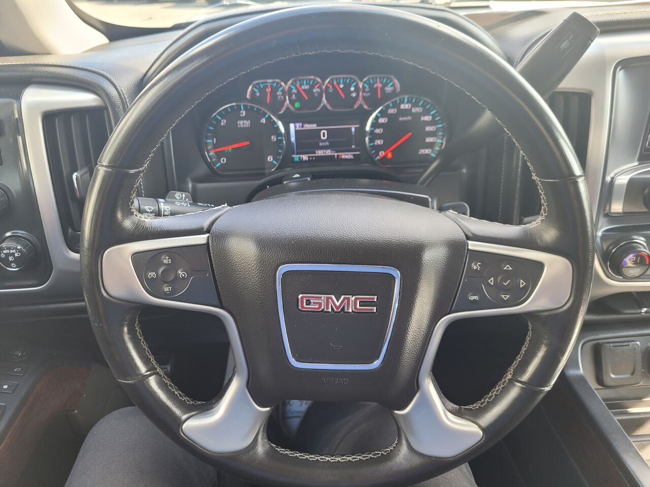 GMC Sierra 1500 SLE cabine multiplace 4RM, 153,0 po 2017 Noir Thetford Mines - photo #6