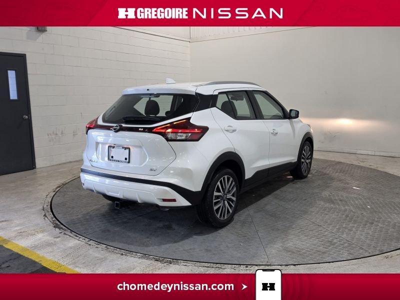 2024 Nissan Kicks White Laval - photo #8