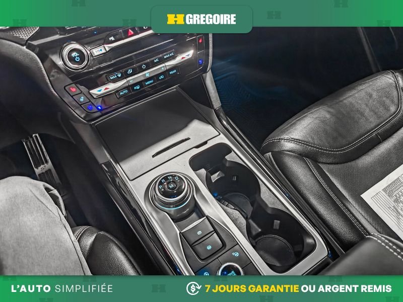2022 Ford Explorer White Saint-Eustache - photo #18
