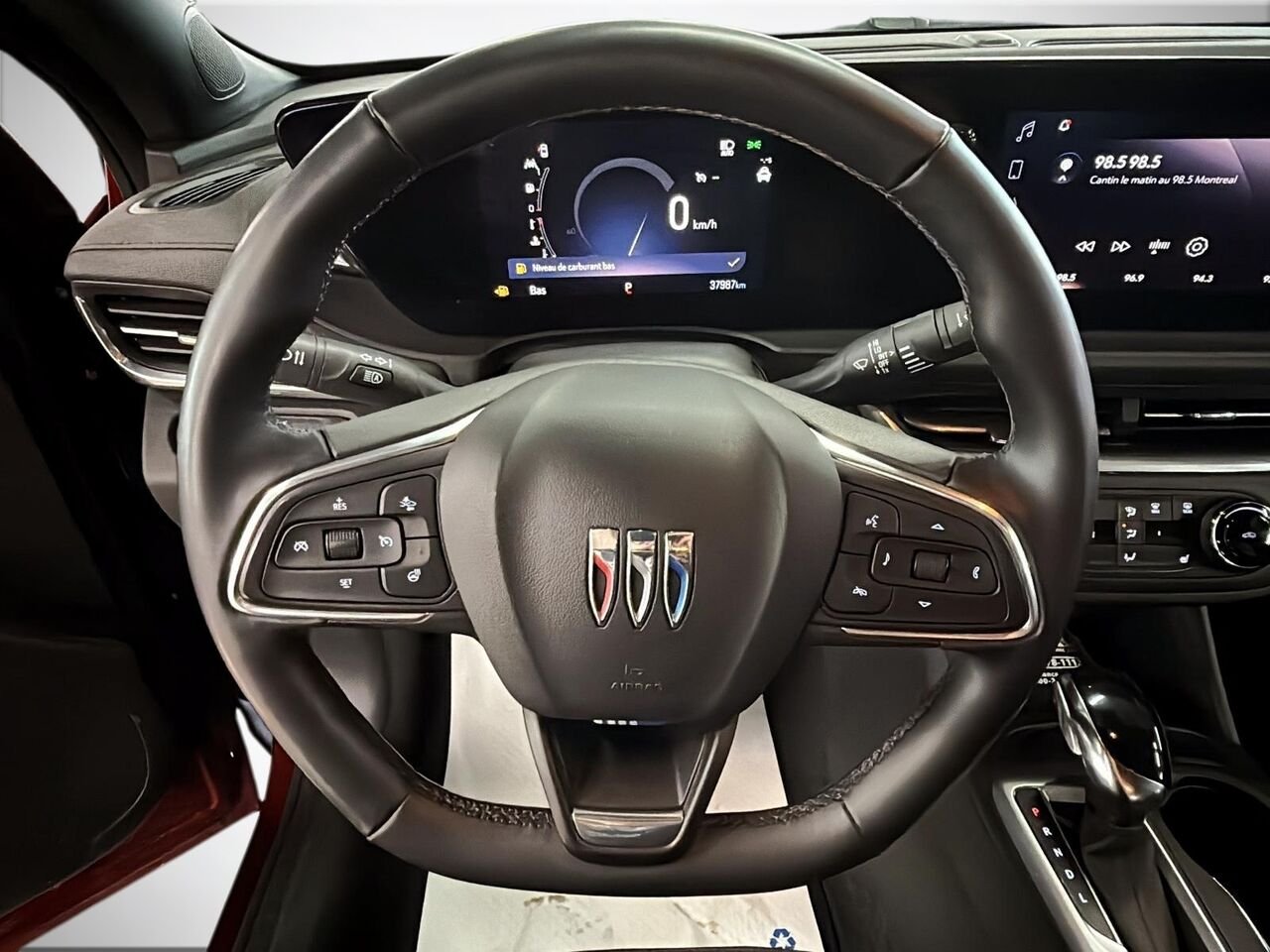 2024 BUICK ENVISTA PRIVILEGE PREFERRED Red Saint-Hyacinthe - photo #12