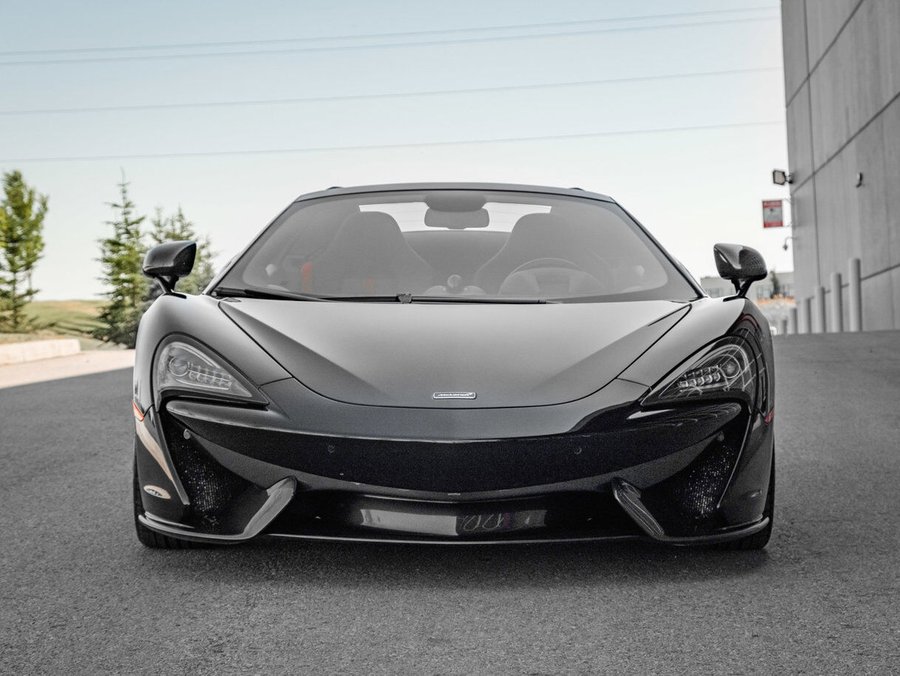2019 McLaren 570S 2019 Black