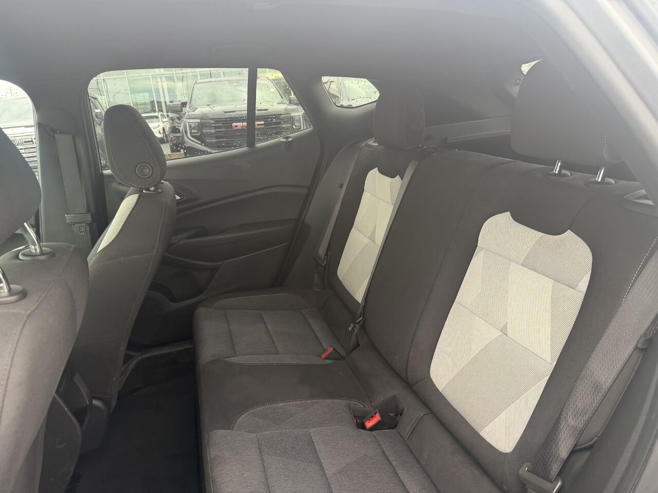 CHEVROLET TRAX 1RS 1RS 4 portes TA 2024 Gris Gatineau - photo #10