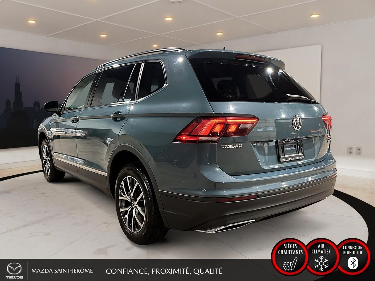 2021 Volkswagen Tiguan Comfortline | TOIT PANORAMIQUE | CUIR | 4MOTION | Grey Saint-Jérôme - photo #9