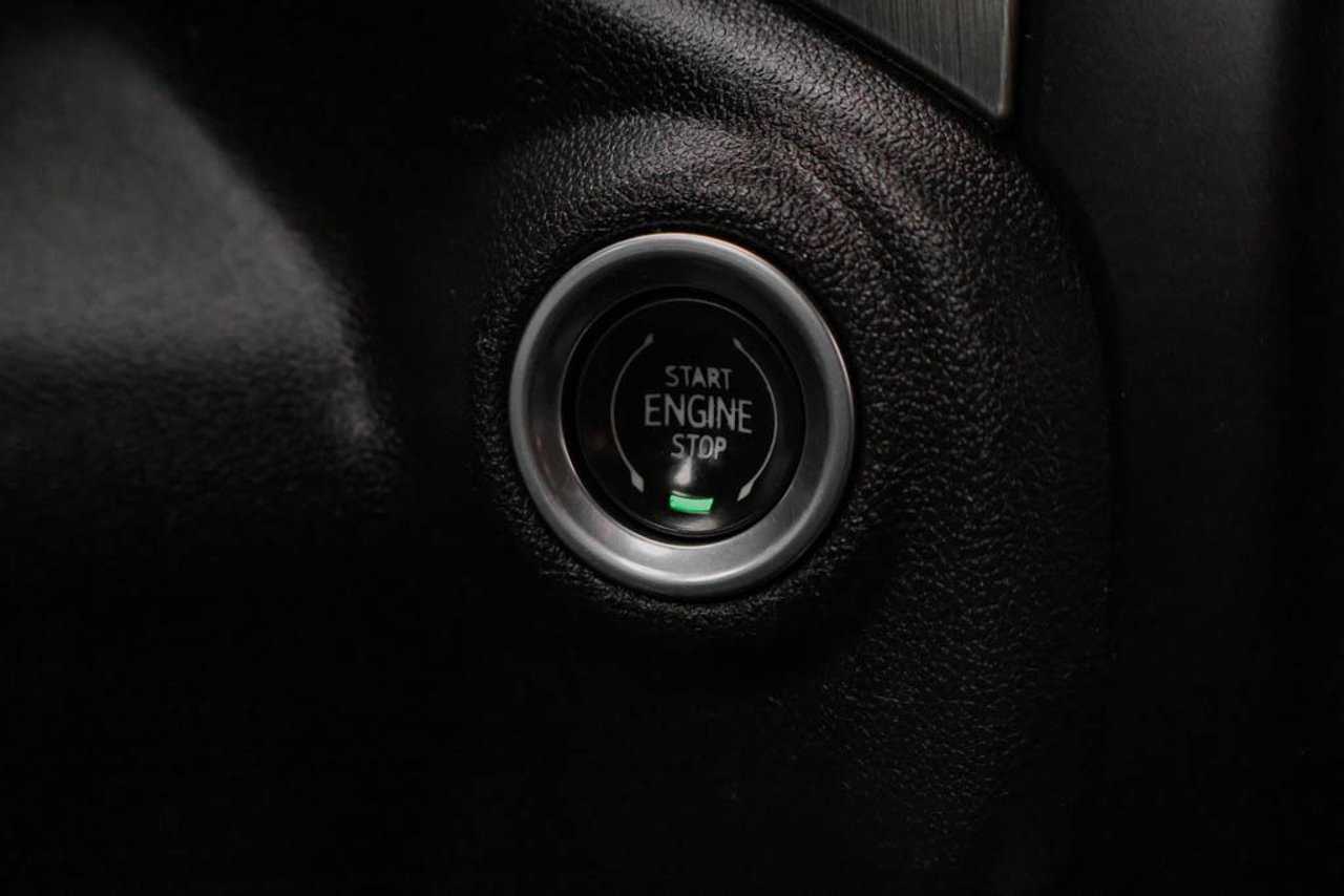 2023 GMC Sierra 2500HD 4WD Crew Cab 159 Denali White Sherwood Park - photo #23