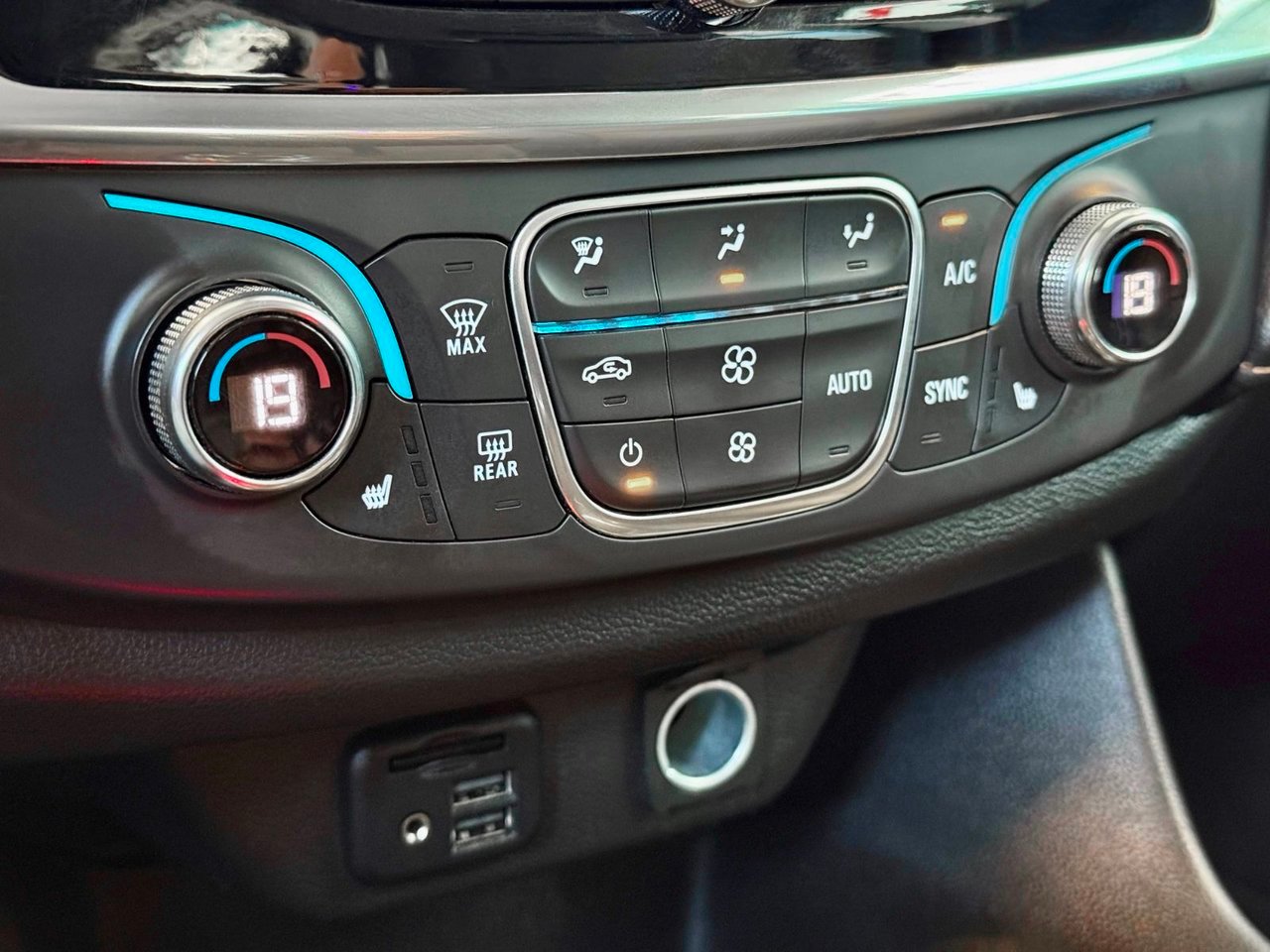 2020 Chevrolet Traverse Notre-Dame-des-Prairies - photo #26
