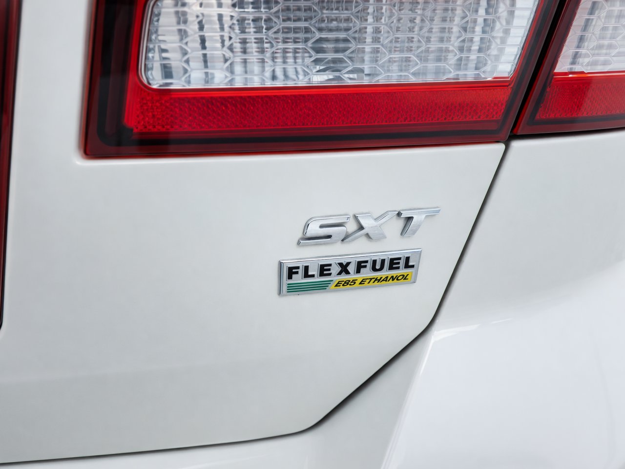 2014 Dodge Journey White  - photo #5
