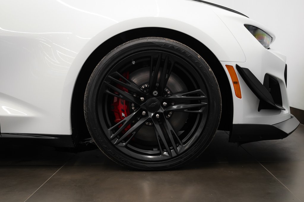 Chevrolet Camaro 2dr Cpe ZL1 | 1LE PACKAGE 2018 Blanc Kirkland - photo #8