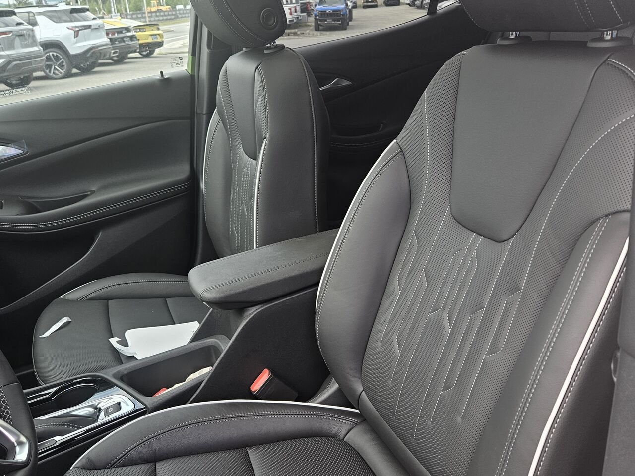 2026 Buick Encore GX Avenir 4 portes TI White Frost Tricoat Thetford Mines - photo #15