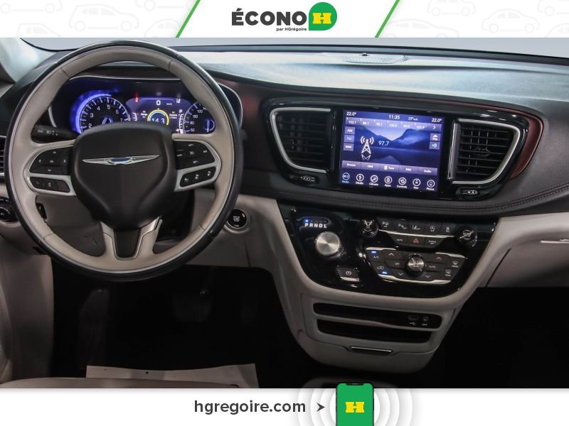 Chrysler Pacifica 2018 Argent Saint-Eustache - photo #21