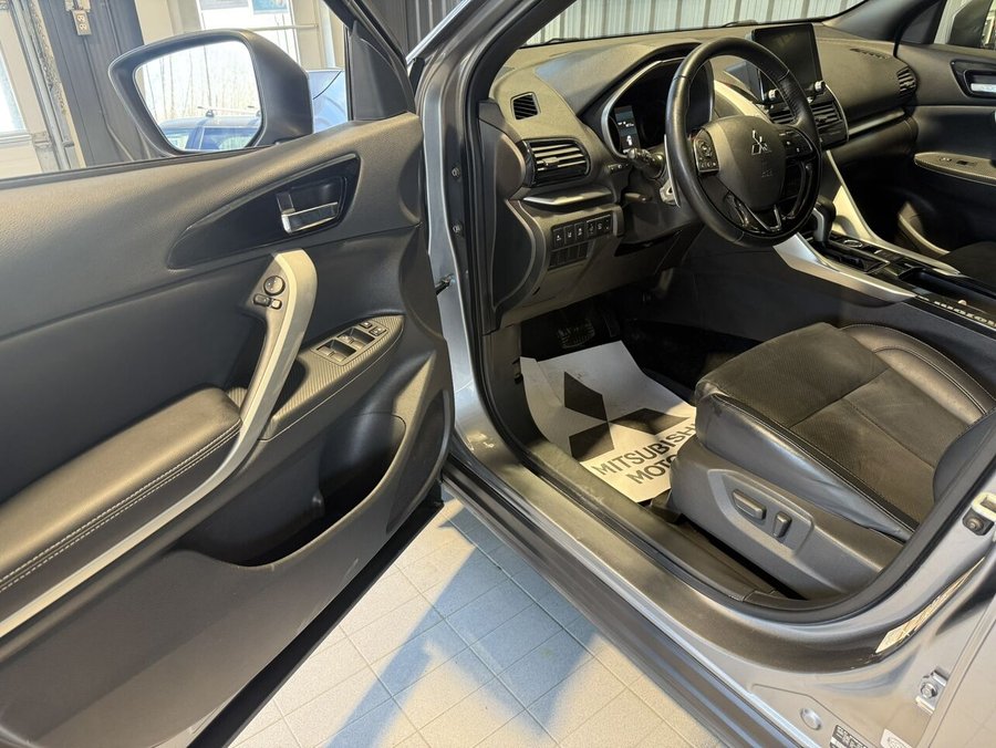 Mitsubishi Eclipse Cross Noir S-AWC 2022 Gris