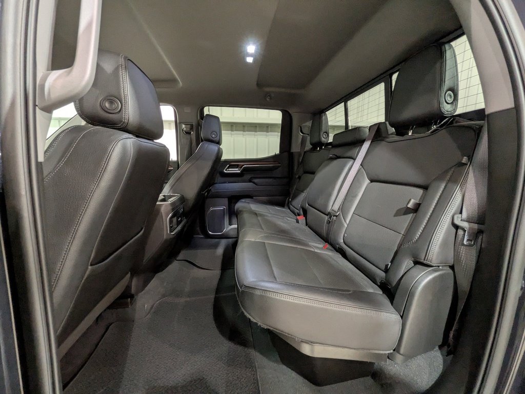 2023 GMC Sierra 1500 4WD Crew Cab 157" Denali Grey Val-David - photo #11