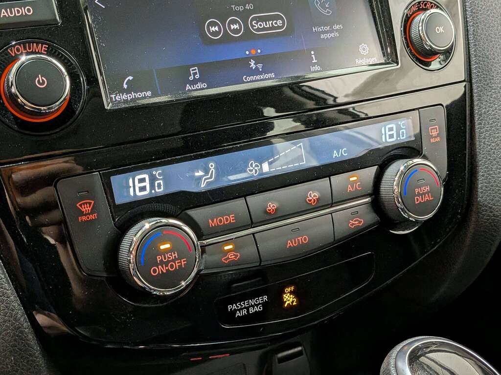 2021 Nissan Qashqai FWD SV CVT White Val-David - photo #24