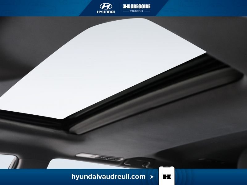 2016 Toyota Highlander Black Laval - photo #19