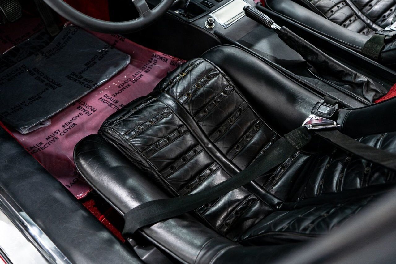 1973 Ferrari 365 GTB4 Daytona 18,301 miles With Orig Books/Tools/ Carbs / Filter Box Red Montreal - photo #60