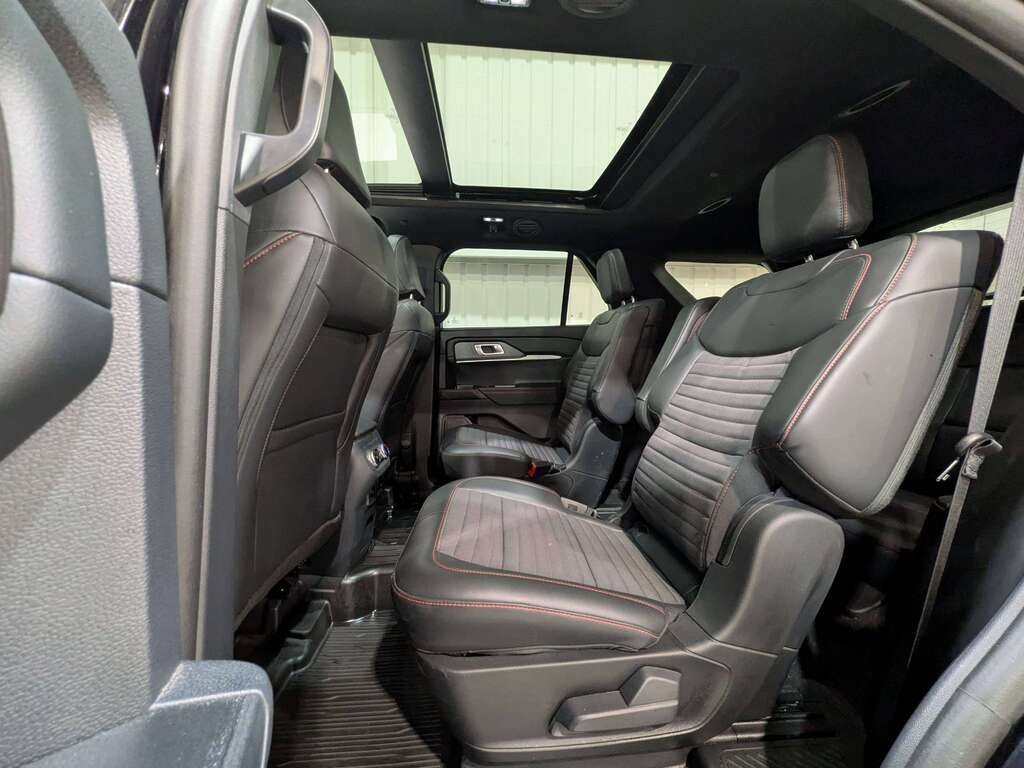 Ford Explorer ST-Line 4WD 2025 Noir Val-David - photo #11