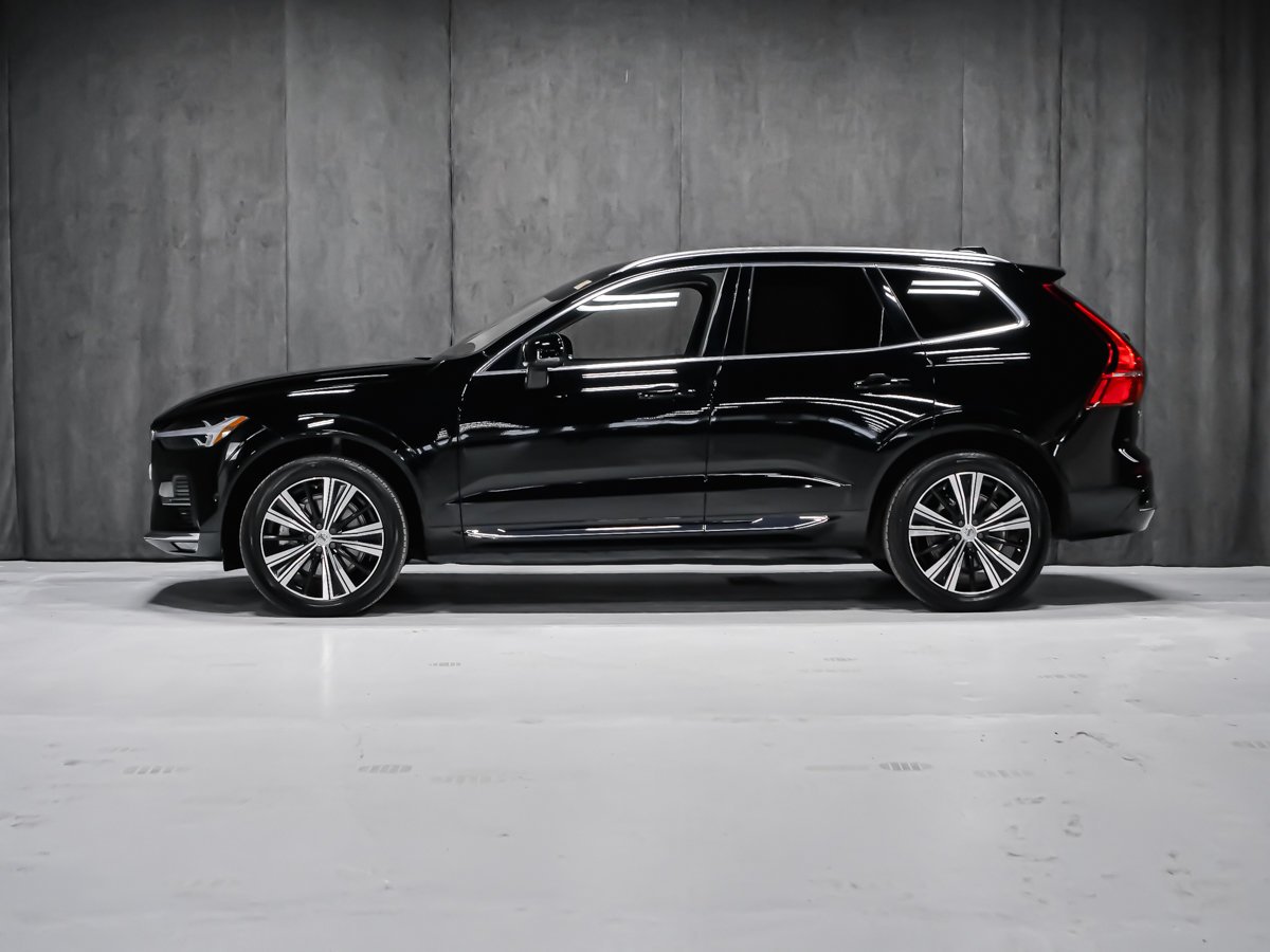 2023 Volvo XC60 ULTIMATE BRIGHT THEME Black Montreal - photo #2