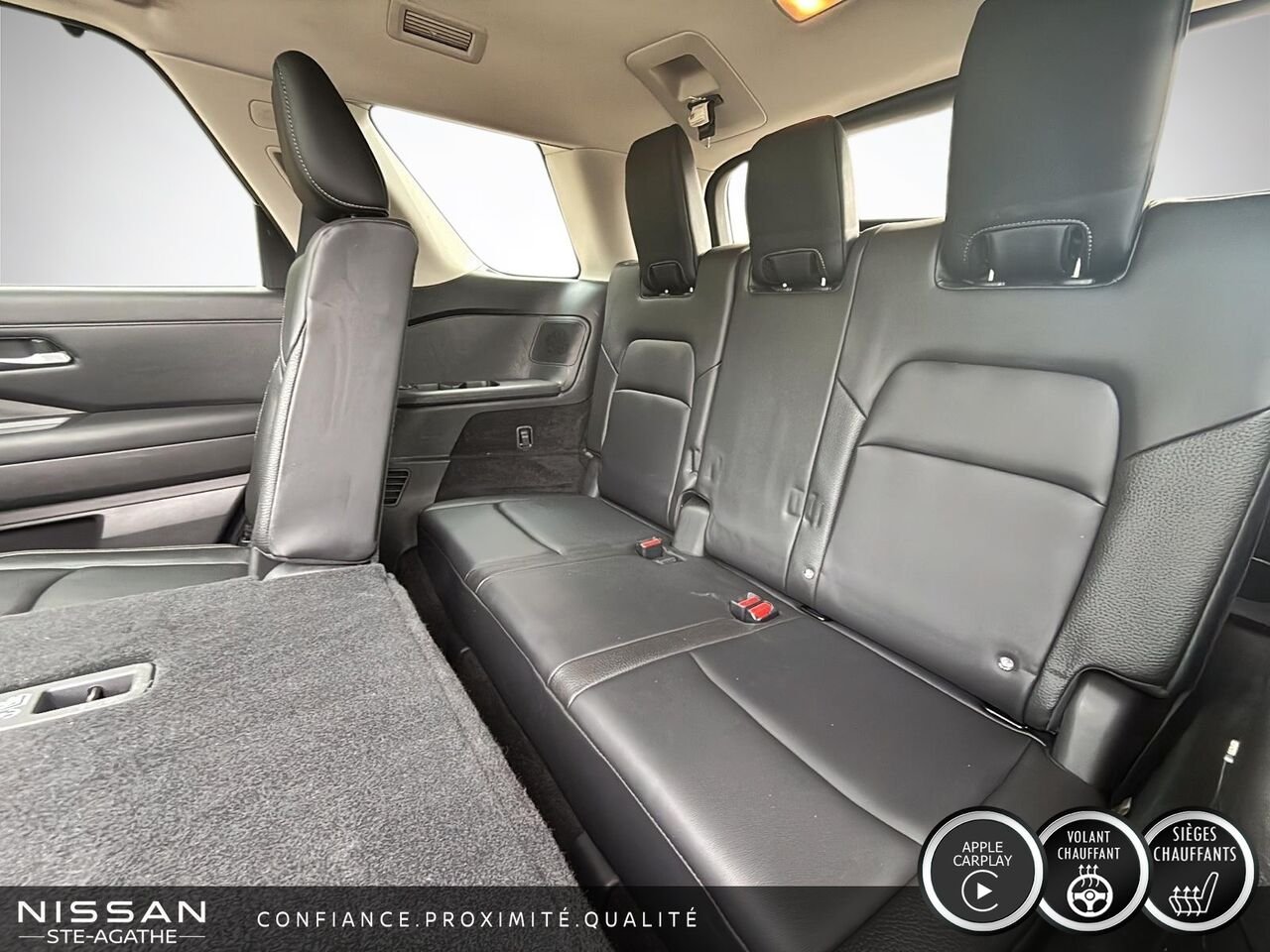 Nissan Pathfinder SL Ensemble Privilège AWD 2022 Noir Saint-Jérôme - photo #10
