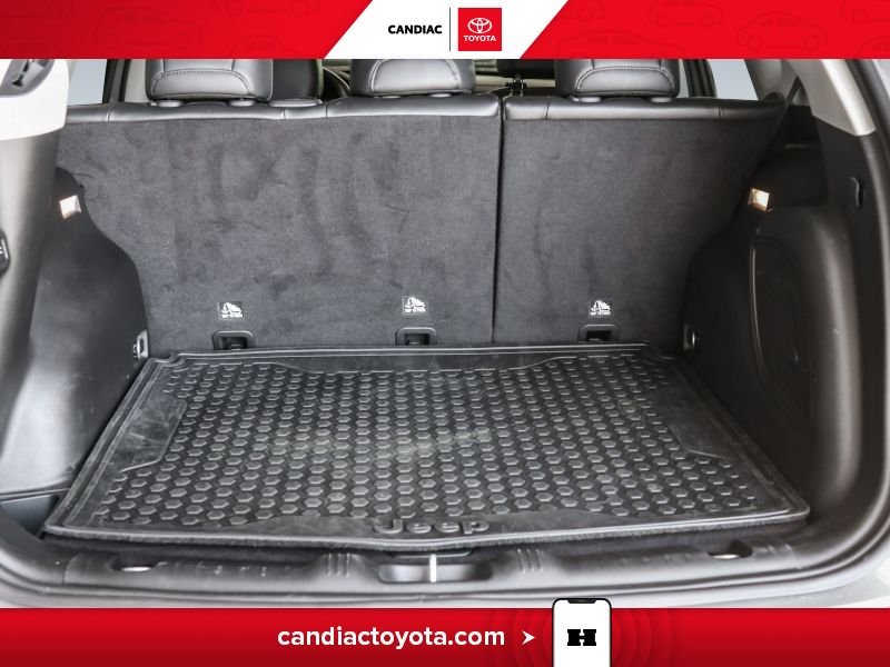 Jeep Compass 2022 Gris Laval - photo #35