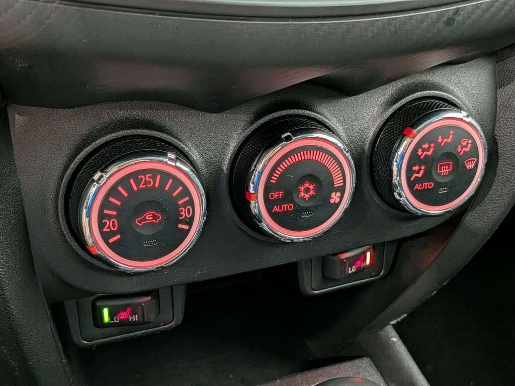 2015 Mitsubishi RVR AWD 4dr CVT GT White Val-David - photo #20