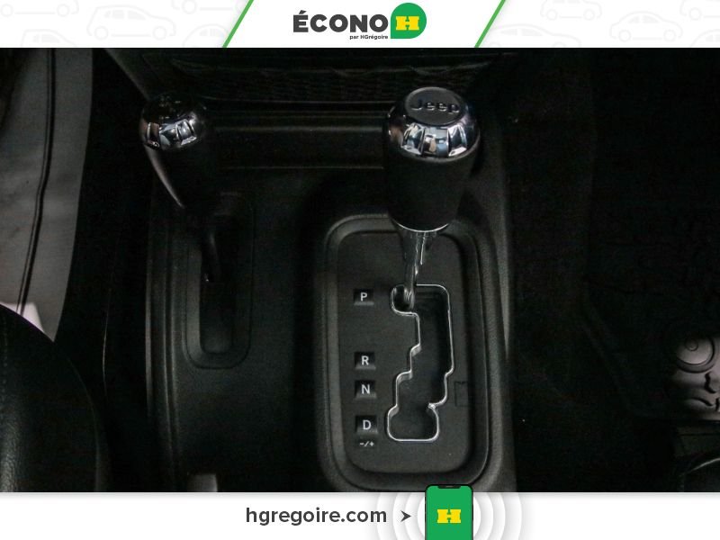 2016 Jeep Wrangler White Laval - photo #13