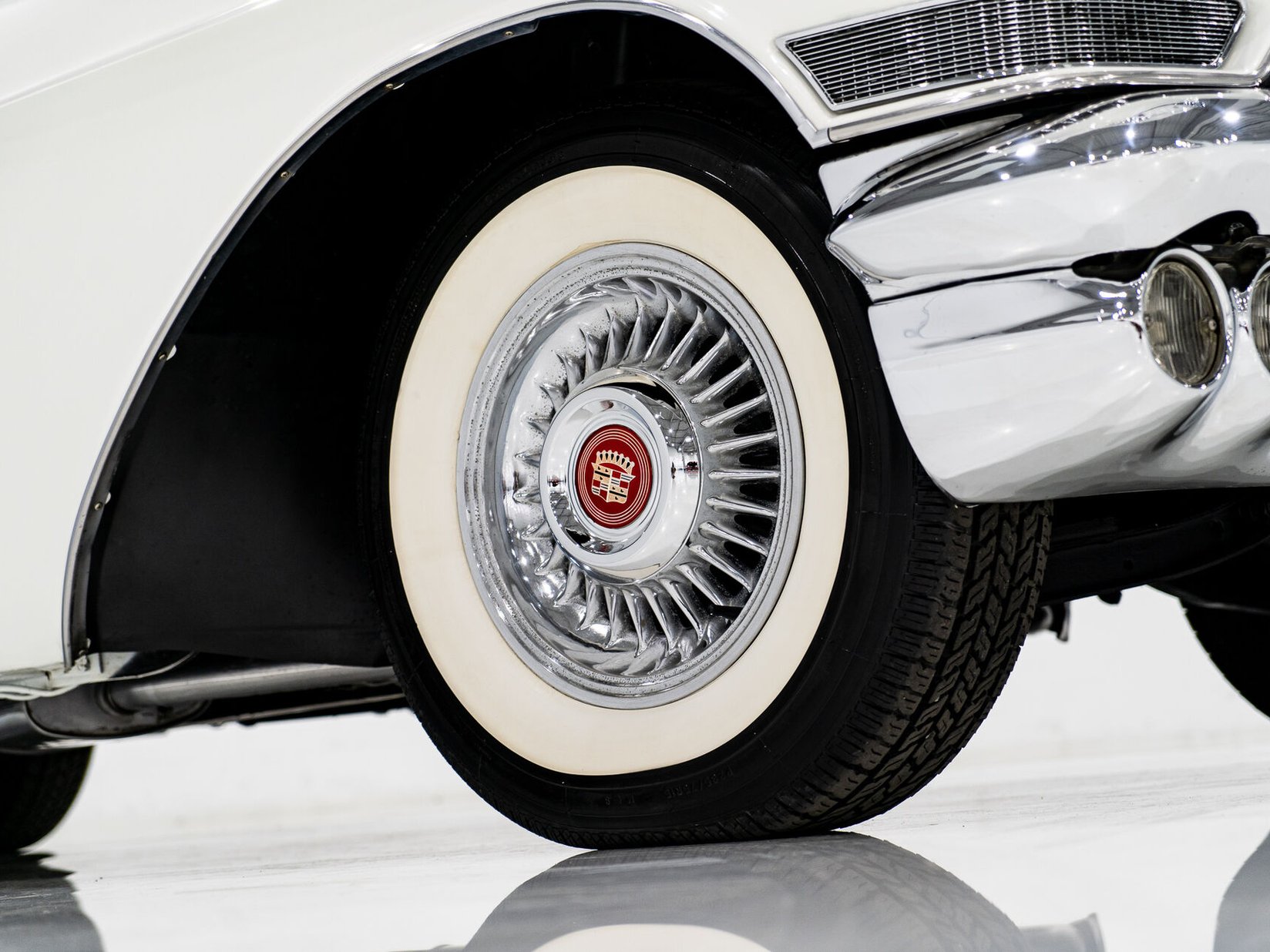 Cadillac Eldorado Biarittz One Of Just 1,800 Built **PRICE IN USD** 1957 Montréal - photo #5