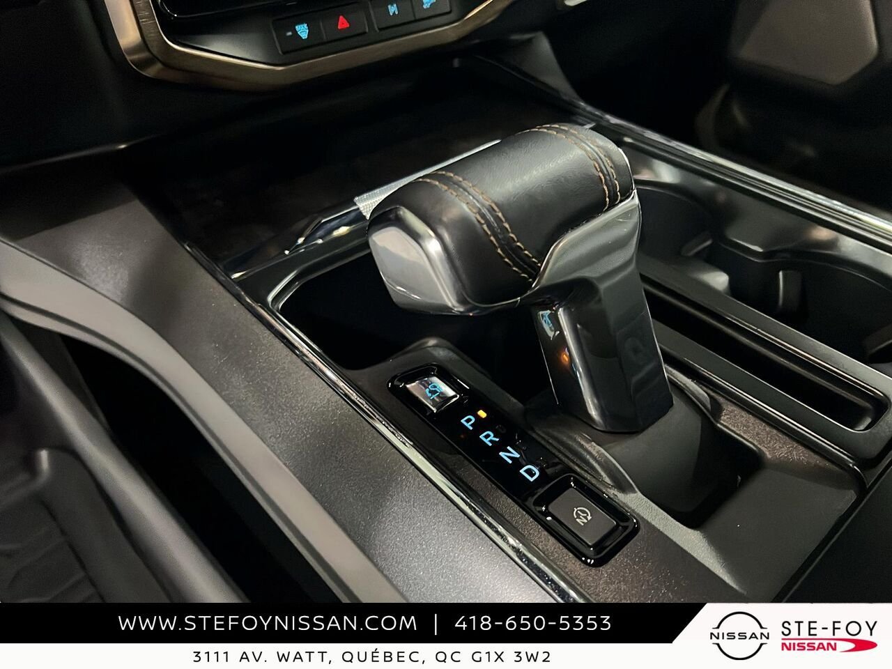 Ford F-150 Lightning GROUPE 510 A, standard range 2023 Bleu Ste-Foy - photo #14